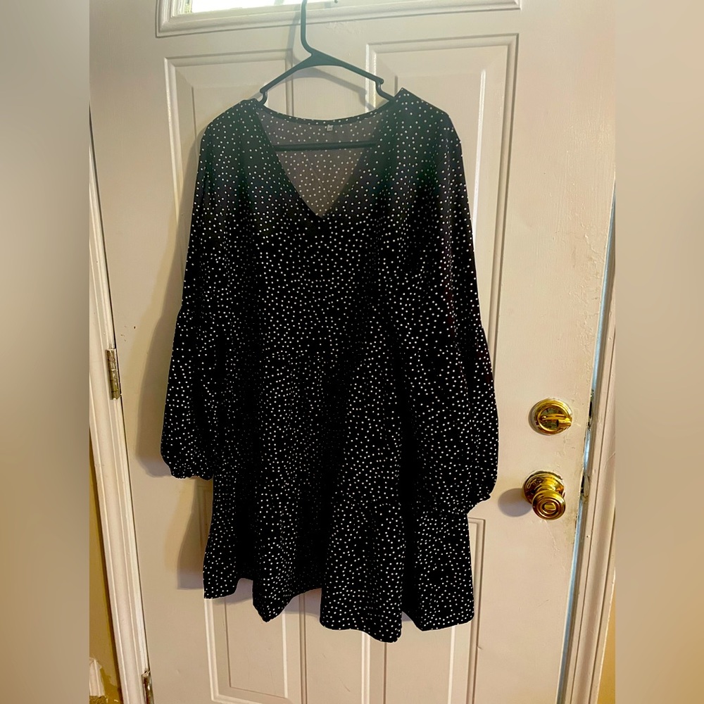2x layed polkadot blouse